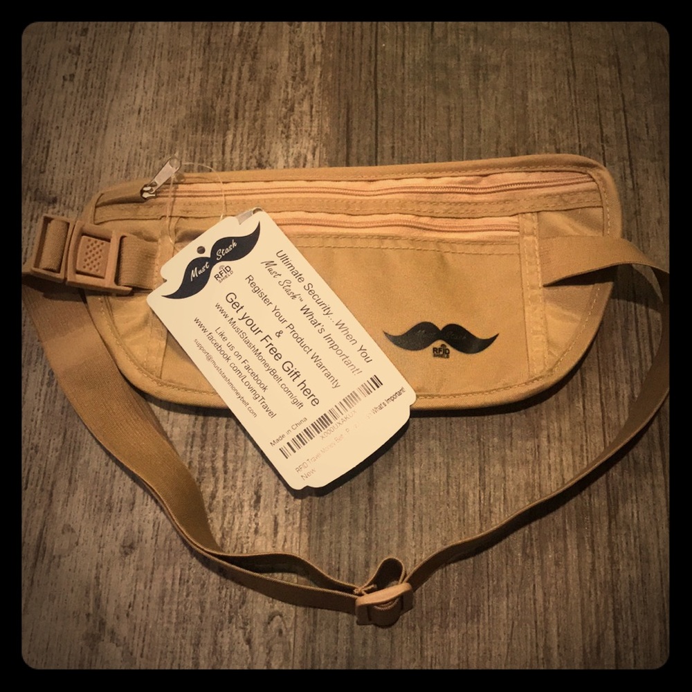 Must Stash(TM) Money Belt for Honeymoon Travel